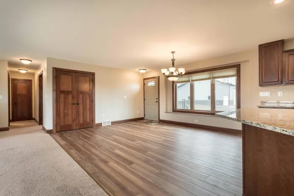 $699,000 | 6432 Botzet Road Northeast, Nelson, MN 56355