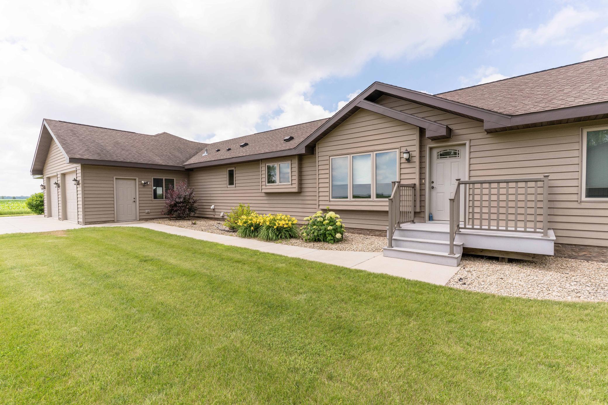 6432 Botzet Road Northeast Nelson, MN 56355 - Photo 3 of 78