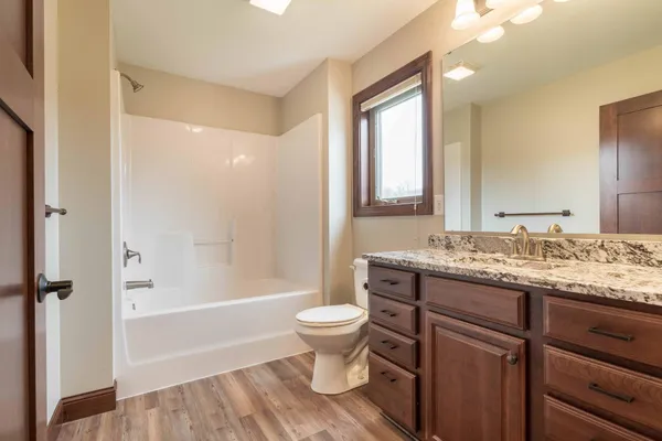 $699,000 | 6432 Botzet Road Northeast, Nelson, MN 56355