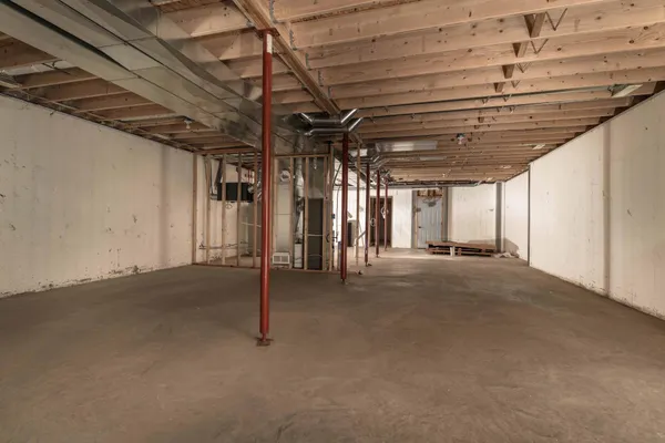 $699,000 | 6432 Botzet Road Northeast, Nelson, MN 56355