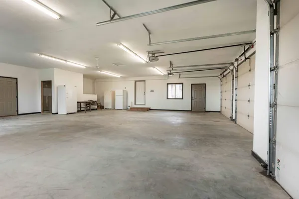 $699,000 | 6432 Botzet Road Northeast, Nelson, MN 56355