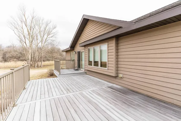 $699,000 | 6432 Botzet Road Northeast, Nelson, MN 56355