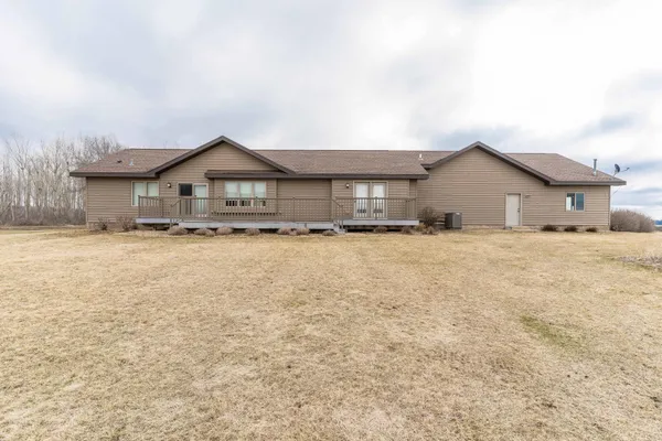 $699,000 | 6432 Botzet Road Northeast, Nelson, MN 56355