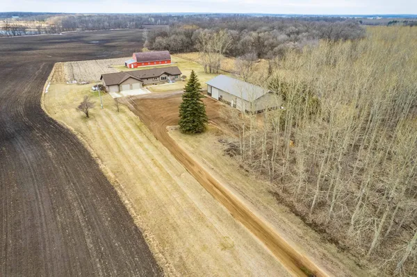 $699,000 | 6432 Botzet Road Northeast, Nelson, MN 56355