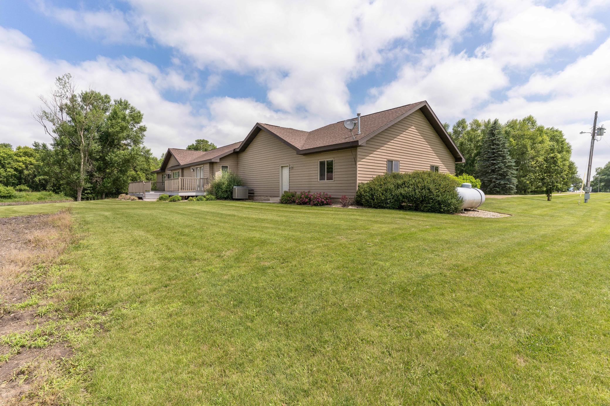 6432 Botzet Road Northeast Nelson, MN 56355 - Photo 9 of 78