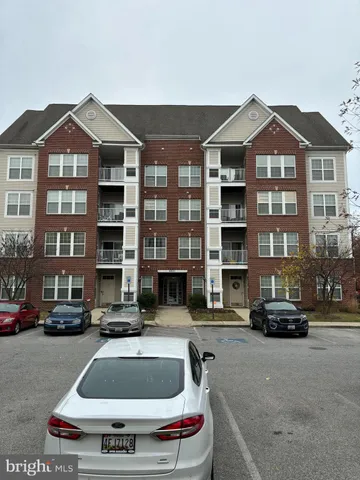 $180,000 | 2801 Forest Run Drive, Unit 1204, District Heights, MD 20747