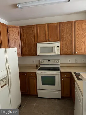 $180,000 | 2801 Forest Run Drive, Unit 1204, District Heights, MD 20747