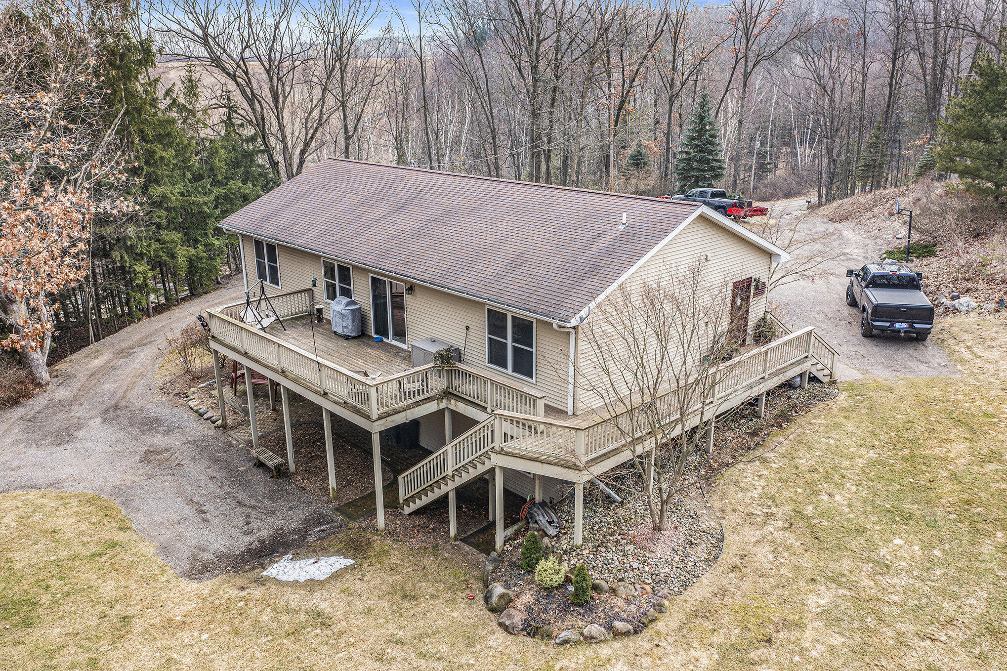 2152 Inman Road Ludington, MI 49431 - Photo 1 of 44 032_dji_0529