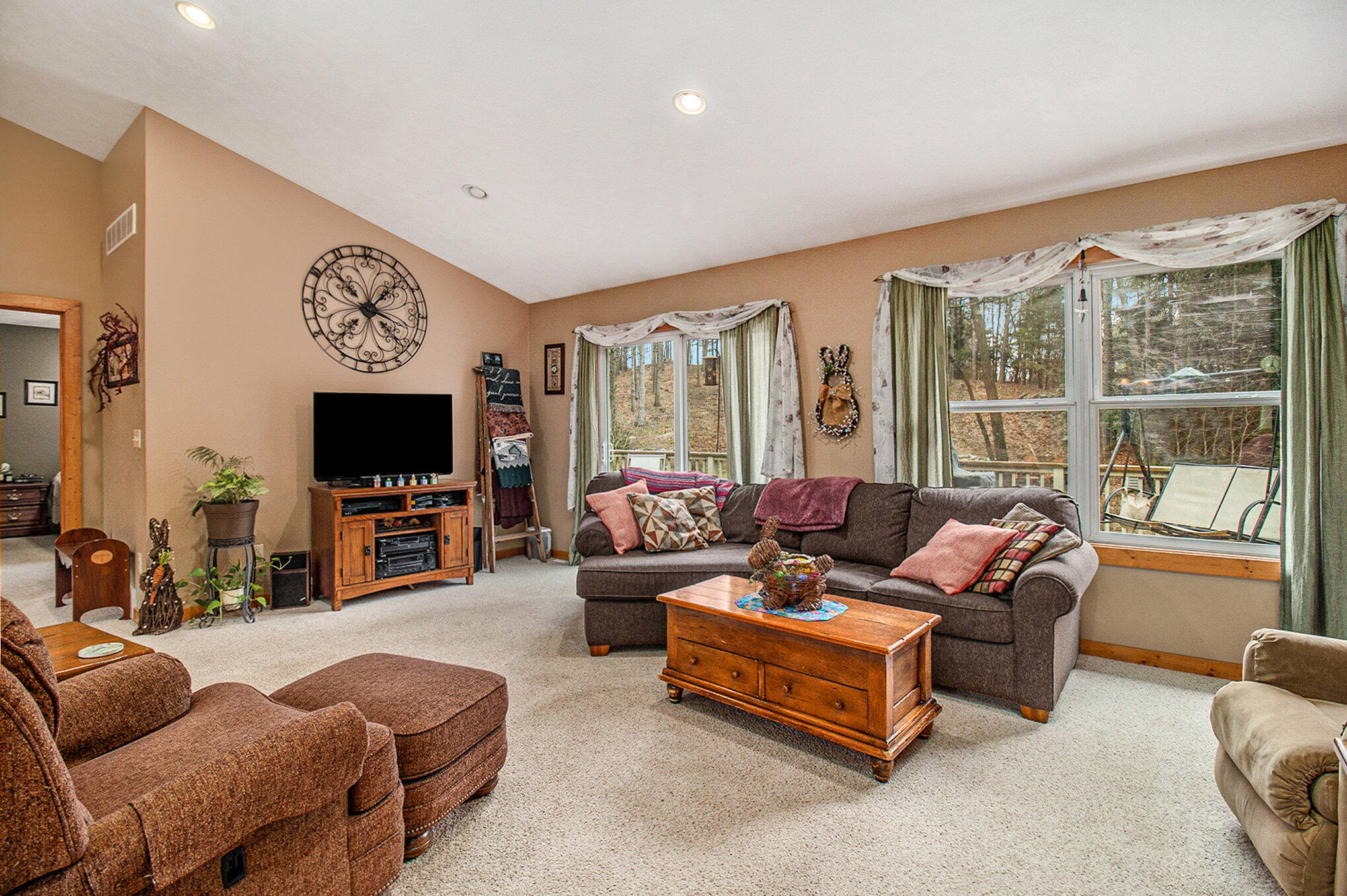 2152 Inman Road Ludington, MI 49431 - Photo 4 of 44 005_625a2466