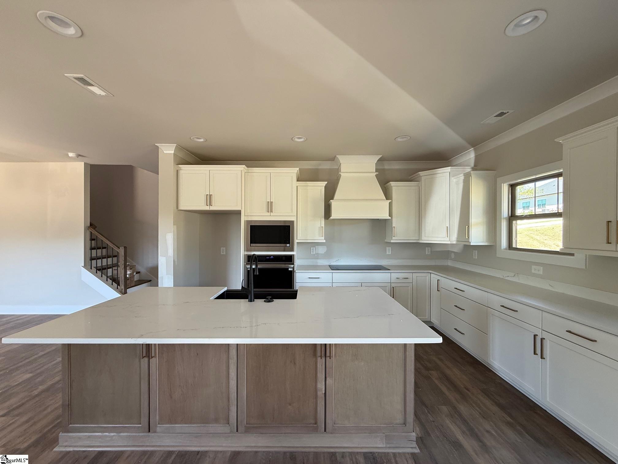 158 Mimosa Road Lyman, SC 29365 - Photo 4 of 17