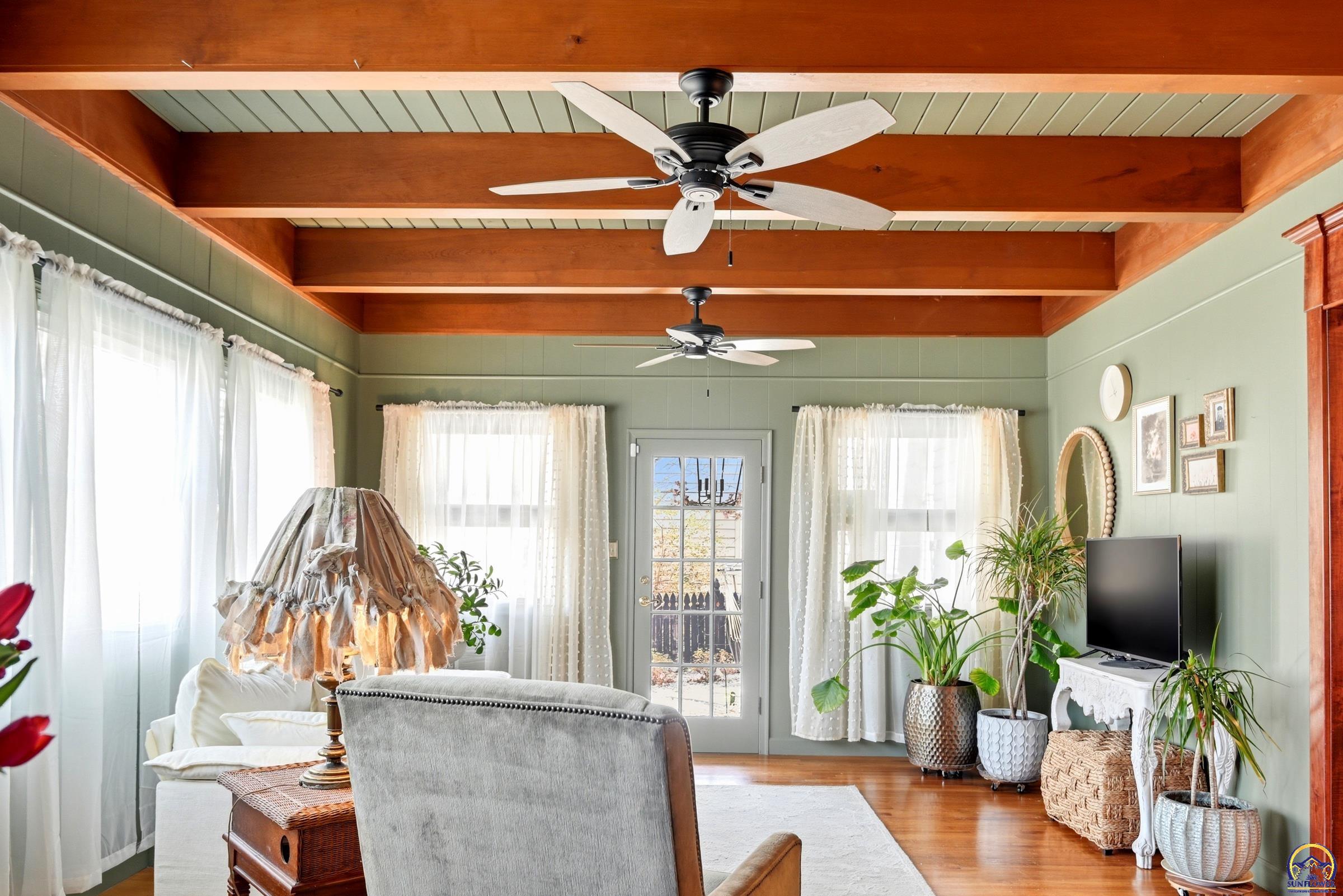 3640 Southwest York Way Topeka, KS 66604 - Photo 18 of 62