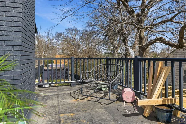 $380,000 | 3640 Southwest York Way, Topeka, KS 66604