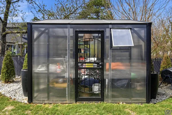 $380,000 | 3640 Southwest York Way, Topeka, KS 66604