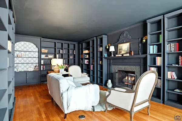 $380,000 | 3640 Southwest York Way, Topeka, KS 66604