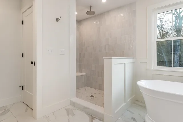 $1,850,000 | 141 Dearborn Road, Greenland, NH 03840