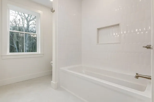 $1,850,000 | 141 Dearborn Road, Greenland, NH 03840