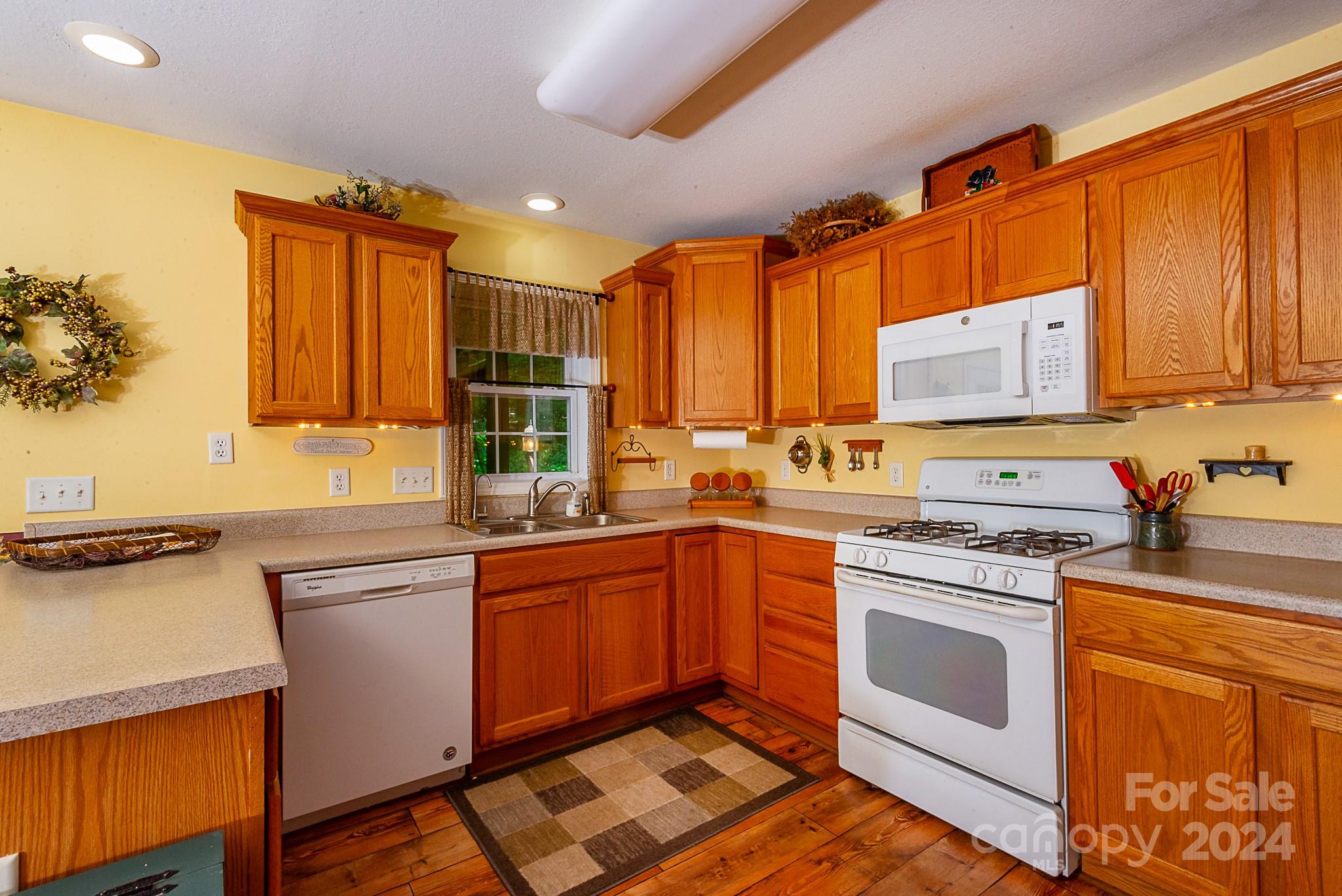 82 Jordan Road Brevard, NC 28712 - Photo 14 of 42 Gallery Image 14