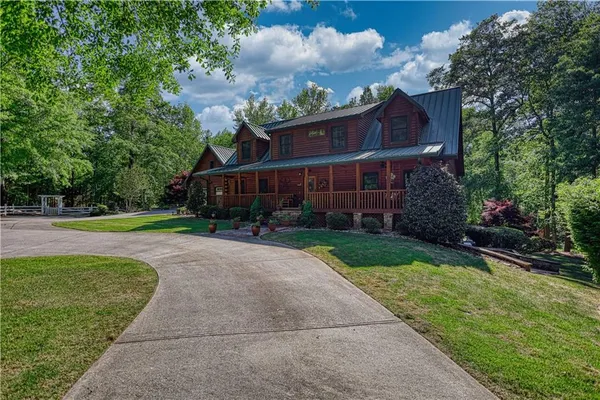$990,000 | 393 Edwards Road, Oxford, GA 30054