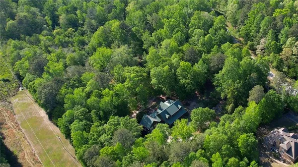 $990,000 | 393 Edwards Road, Oxford, GA 30054