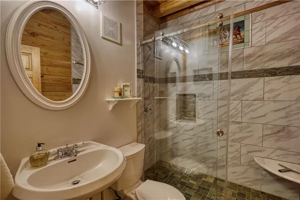 $990,000 | 393 Edwards Road, Oxford, GA 30054