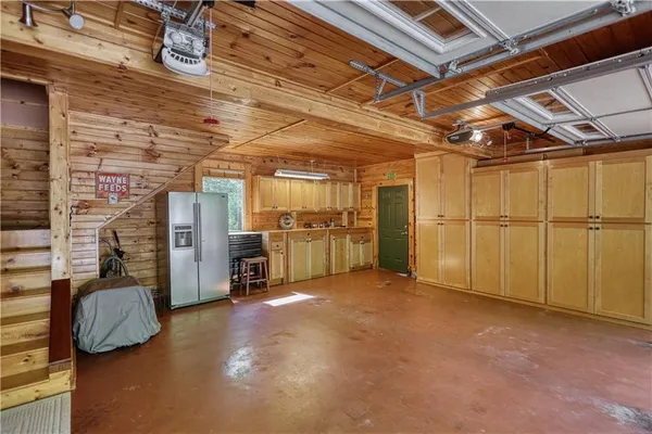 $990,000 | 393 Edwards Road, Oxford, GA 30054