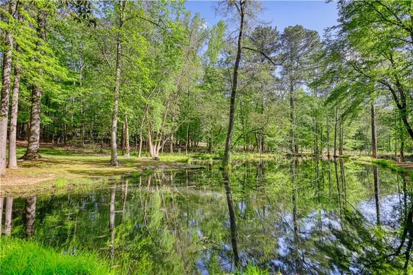 $990,000 | 393 Edwards Road, Oxford, GA 30054