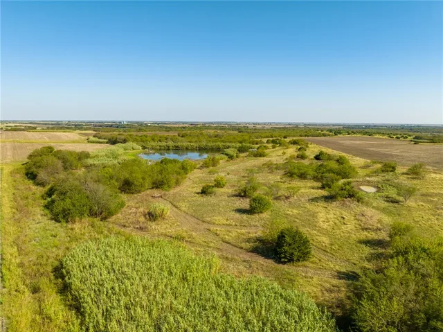 $235,000 | 3161 St Abbott Tx 76621, Hillsboro, TX 76645