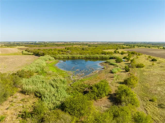 $235,000 | 3161 St Abbott Tx 76621, Hillsboro, TX 76645