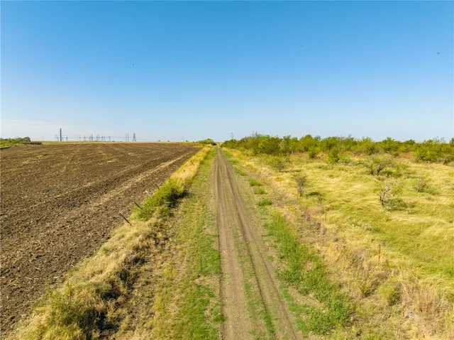 $235,000 | 3161 St Abbott Tx 76621, Hillsboro, TX 76645