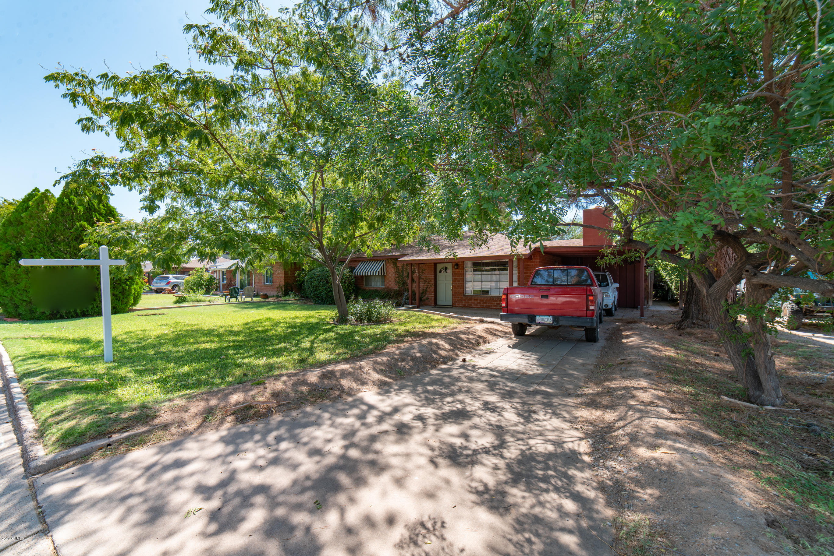 829 East Lamar Road Phoenix, AZ 85014 - Photo 1 of 25 DSC06346