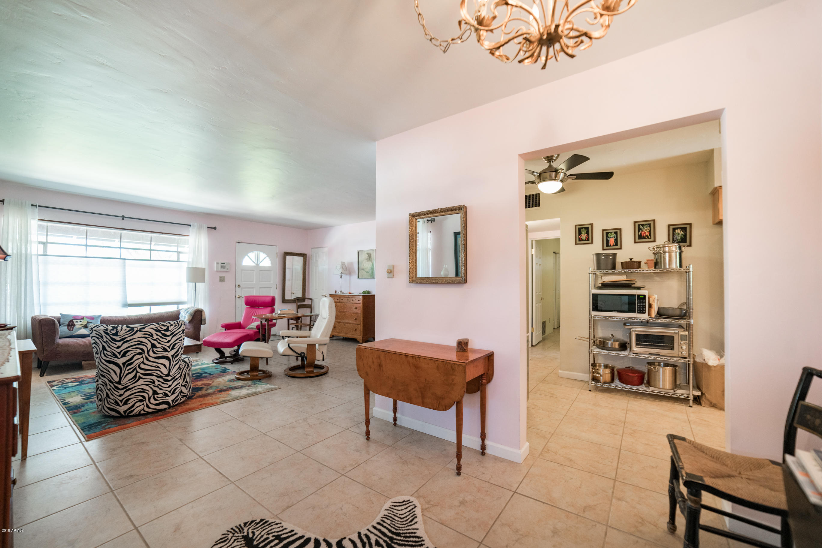 829 East Lamar Road Phoenix, AZ 85014 - Photo 7 of 25 DSC06361