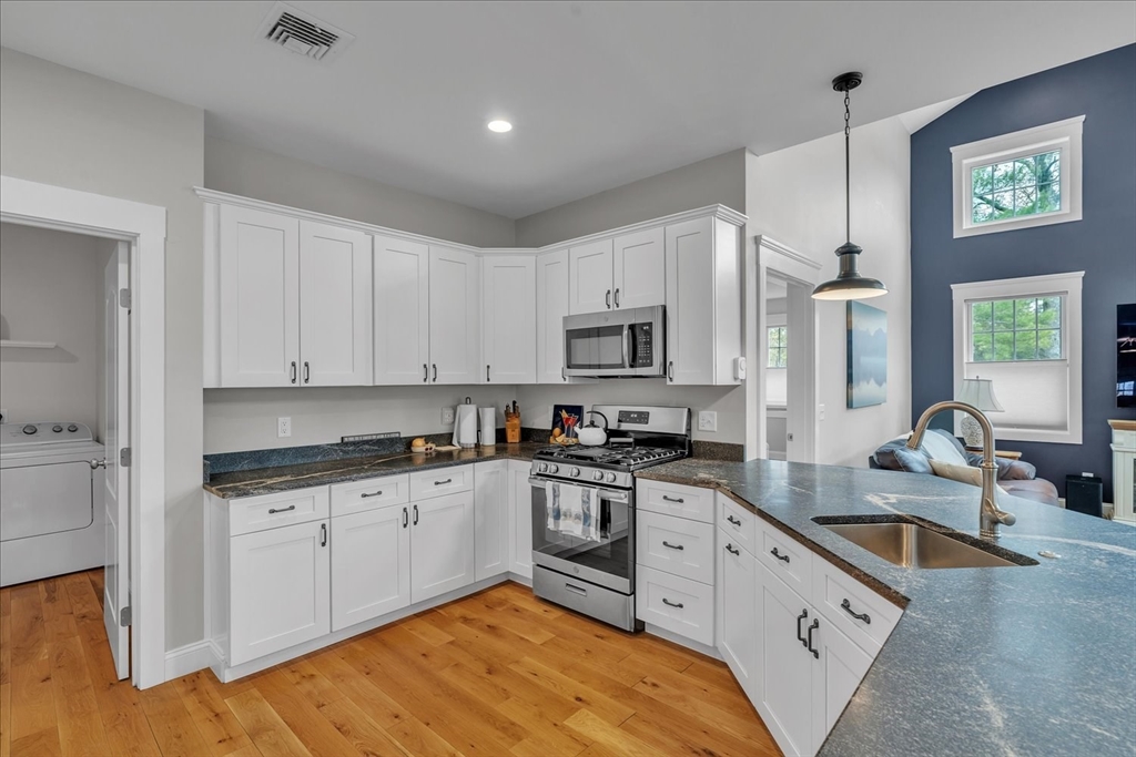 44 Cahoon Road, Unit 6 Buzzards Bay, MA 02532 - Photo 11 of 42 Gallery Image 11