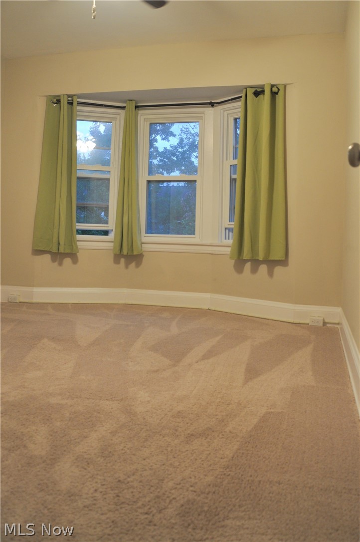 3239 Yorkshire Road Cleveland, OH 44118 - Photo 14 of 22 Gallery Image 14