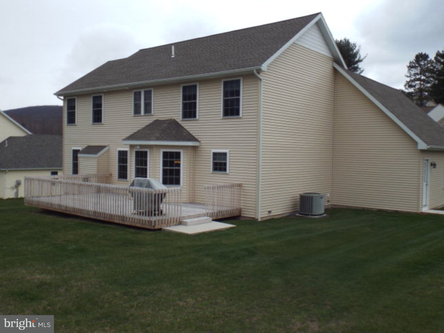 16 Country Club Road Ashland, PA 17921 - Photo 2 of 21