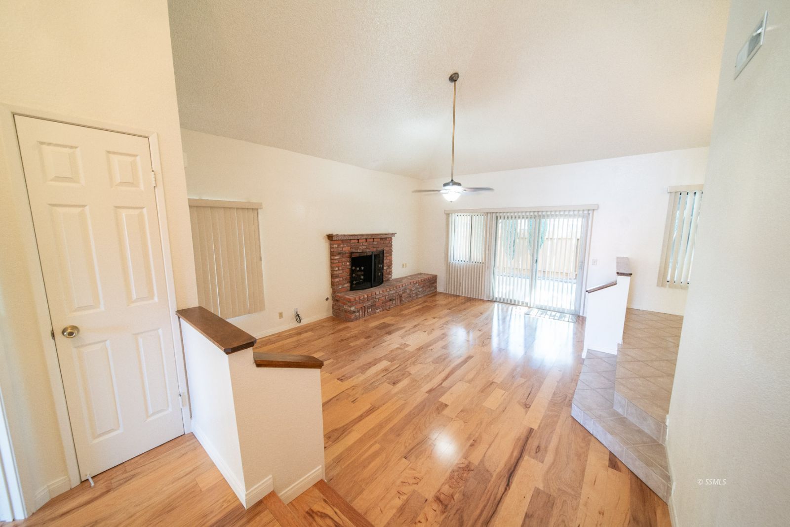411 Montefino Drive Ridgecrest, CA 93555 - Photo 5 of 36 Gallery Image 5