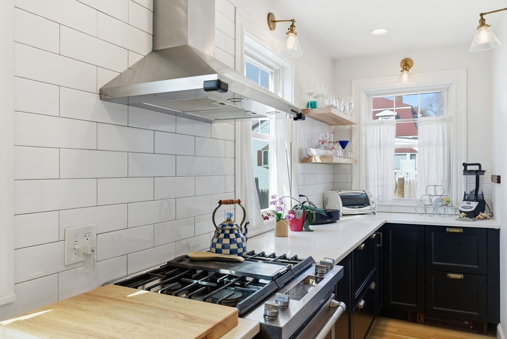 31 High Street, Unit 1 Beverly, MA 01915 - Photo 4 of 22