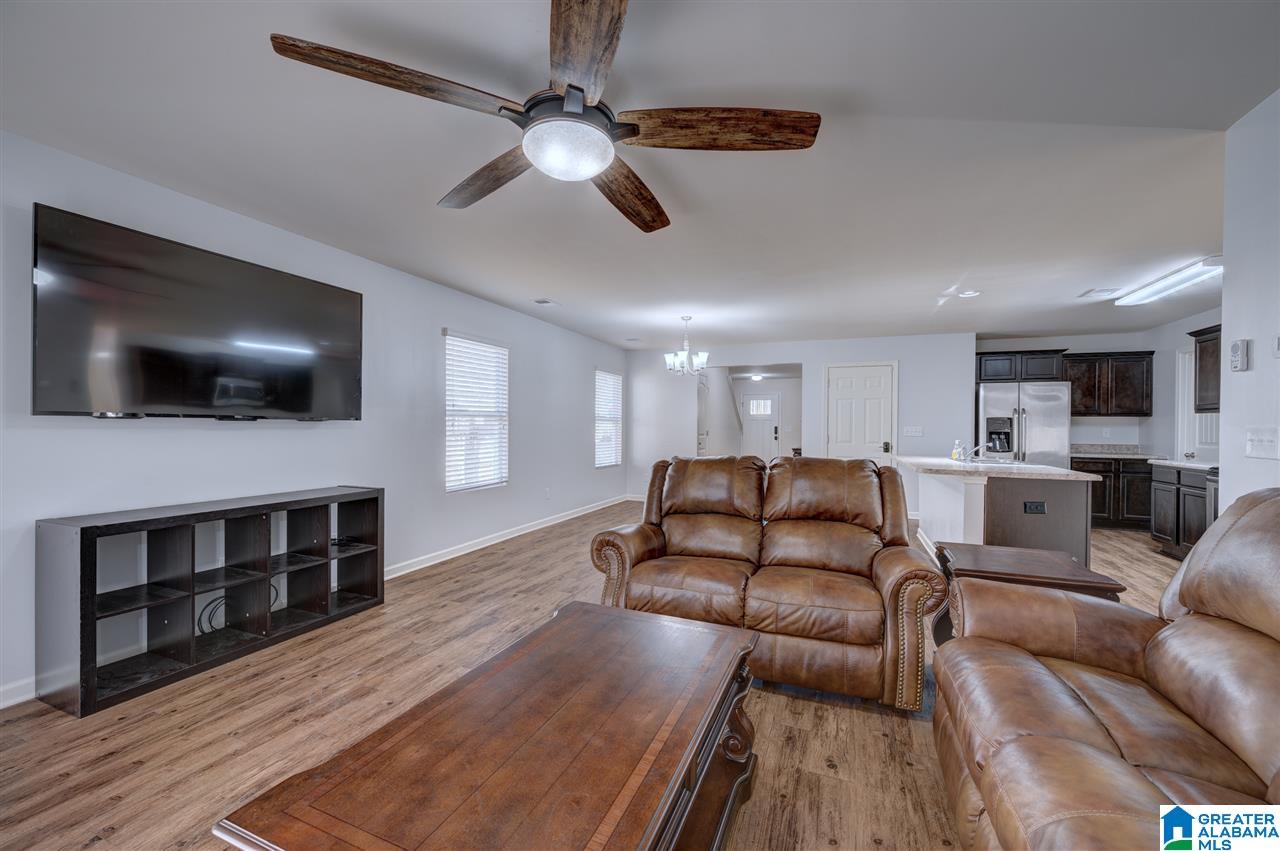 398 Reed Way Kimberly, AL 35091 - Photo 3 of 30 Gallery Image 3