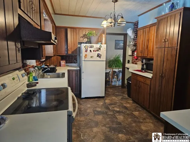 $249,900 | 437 Busti-Sugar Grove Road, Busti, NY 14701