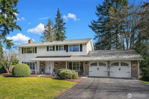 $4,150,000 | 2650 79th Avenue Northeast, Medina, WA 98039
