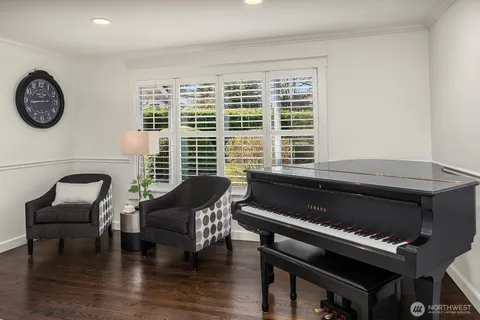 $4,150,000 | 2650 79th Avenue Northeast, Medina, WA 98039