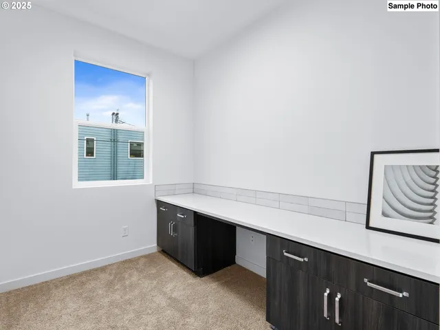 $369,900 | 481 Northeast 72nd Avenue, Unit 4, Portland, OR 97213