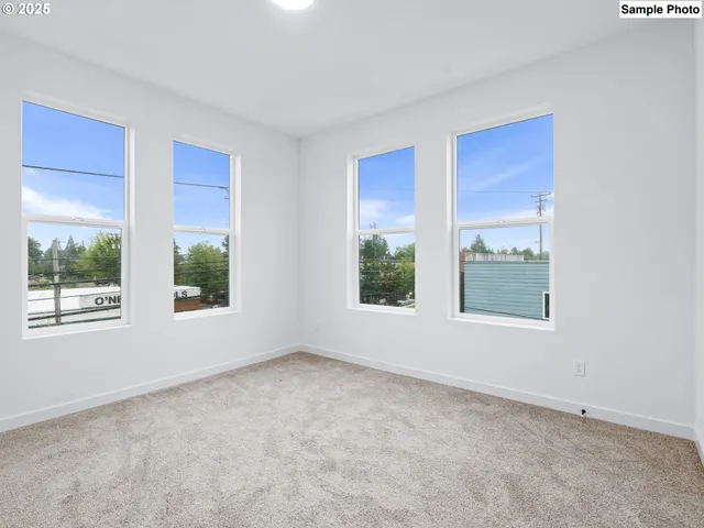 $369,900 | 481 Northeast 72nd Avenue, Unit 4, Portland, OR 97213