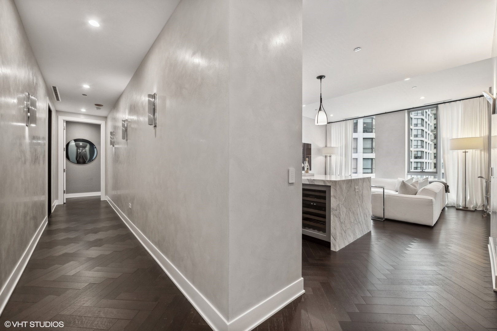 403 North Wabash Avenue, Unit 12B Chicago, IL 60611 - Photo 21 of 49 Gallery Image 21