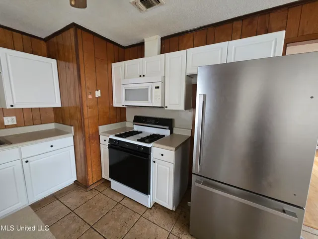 $1,450 | 3804 Anita Drive, Gulfport, MS 39501