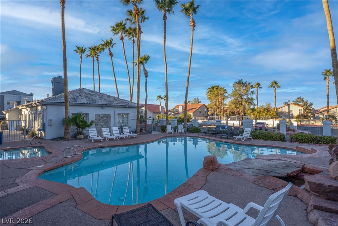 2201 Ramsgate Drive, Unit 326 Henderson, NV 89074 - Photo 39 of 44 Community pool