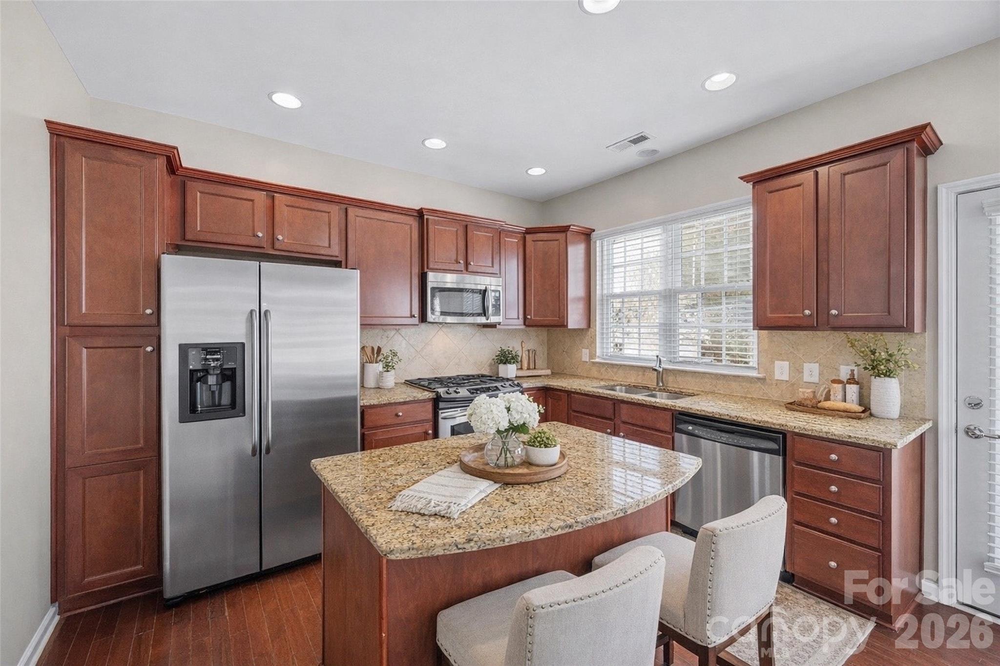 925 Lyndley Drive Fort Mill, SC 29708 - Photo 8 of 28 Gallery Image 8