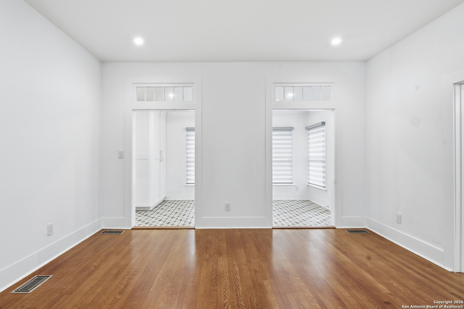 524 North Getty Street Uvalde, TX 78801 - Photo 16 of 63