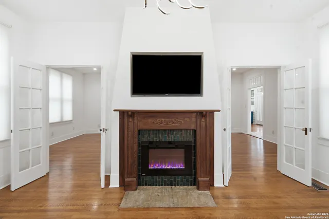 $699,000 | 524 North Getty Street, Uvalde, TX 78801