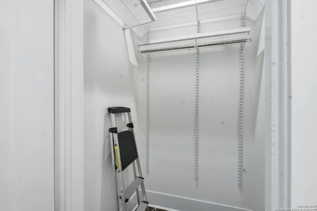 $699,000 | 524 North Getty Street, Uvalde, TX 78801