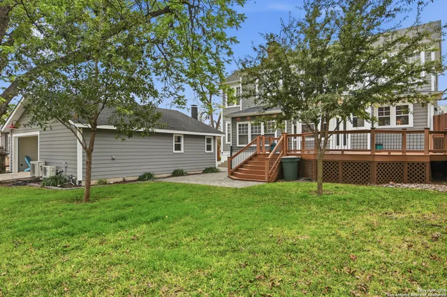 $699,000 | 524 North Getty Street, Uvalde, TX 78801